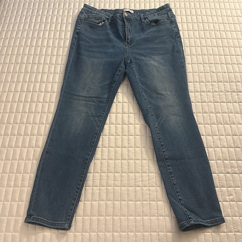 Vervet Size 14 Skinny Fit Non- Distressed Jeans